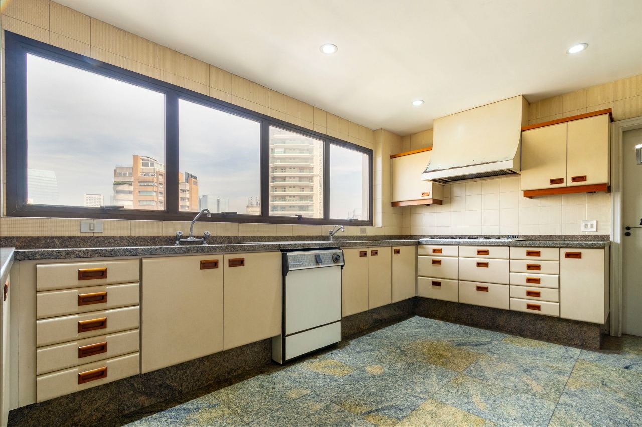 Apartamento duplex em prédio com quadra de tênis ao lado do Parque do Povo. – 14411 - IMG_8315