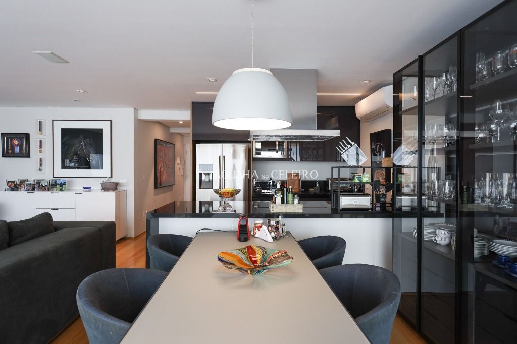 Venda/Vila Nova Conceição: Duplex Sofisticado a poucos – AP7999