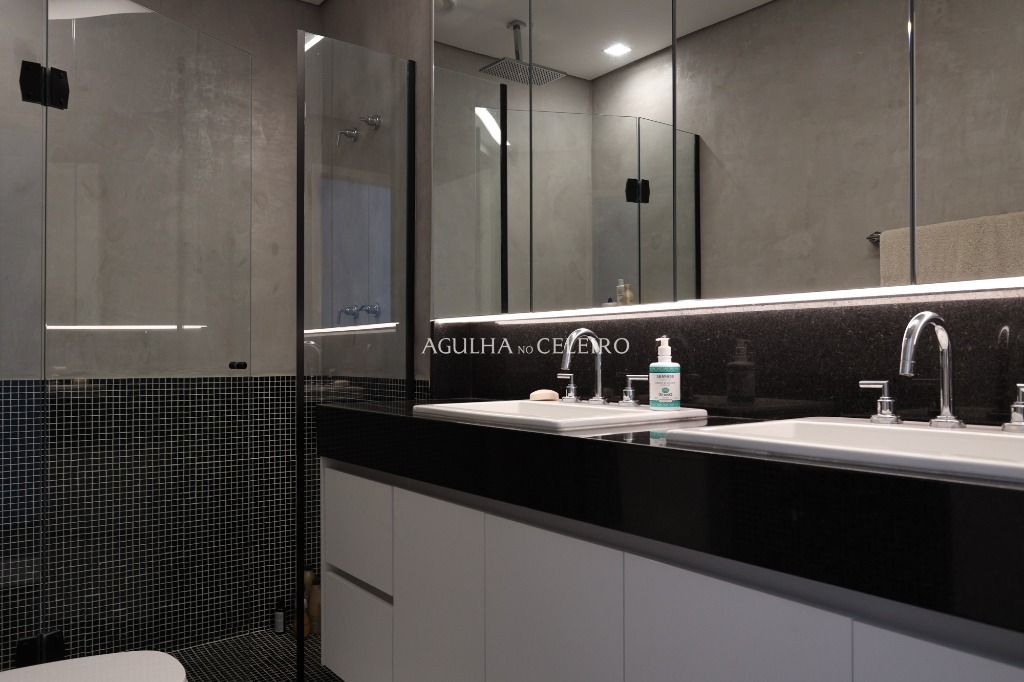 Venda/Vila Nova Conceição: Duplex Sofisticado a poucos – AP7999