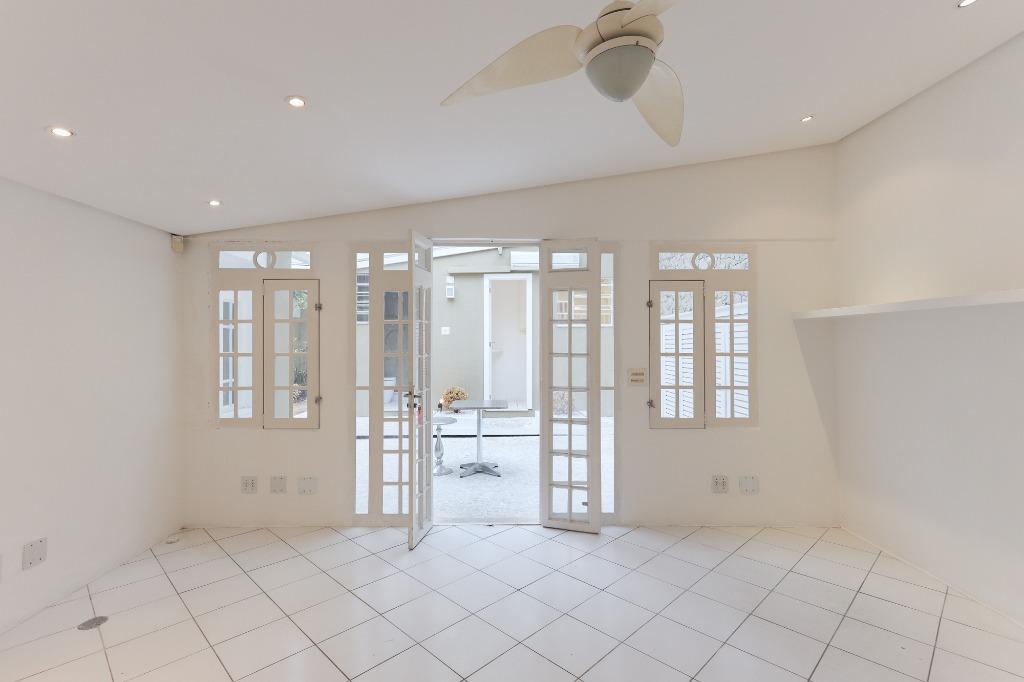 Locação/Jardim Paulistano: Perfeita para trabalhar! – CA0581