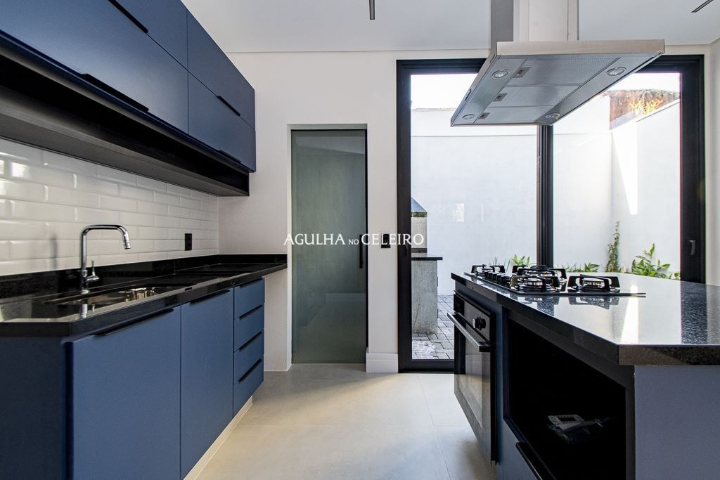 Casa de vila reformada e toda linda na Vila Olímpia. – 13935