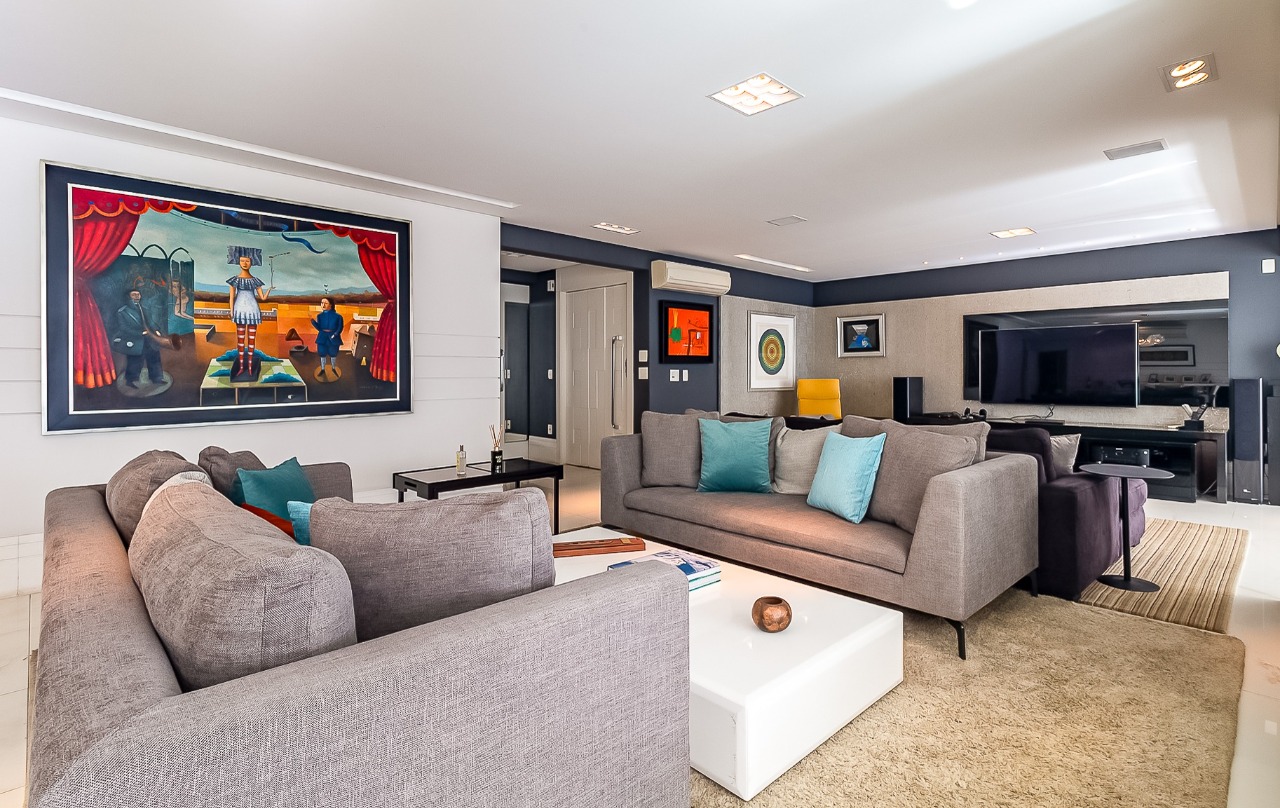 Apartamento com projeto iluminado e cheio de beleza, em condomínio clube, no melhor de Moema. – 13976