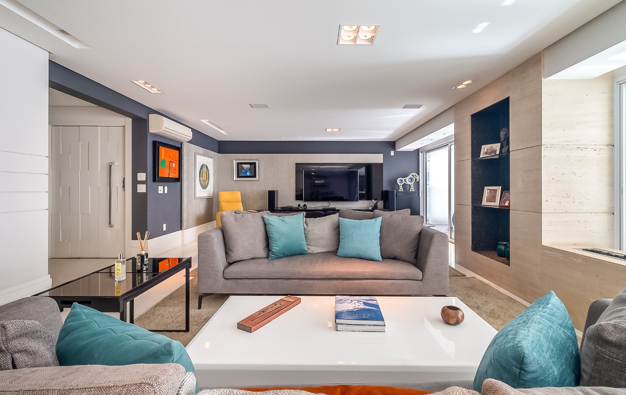 Apartamento com projeto iluminado e cheio de beleza, em condomínio clube, no melhor de Moema. – 13976