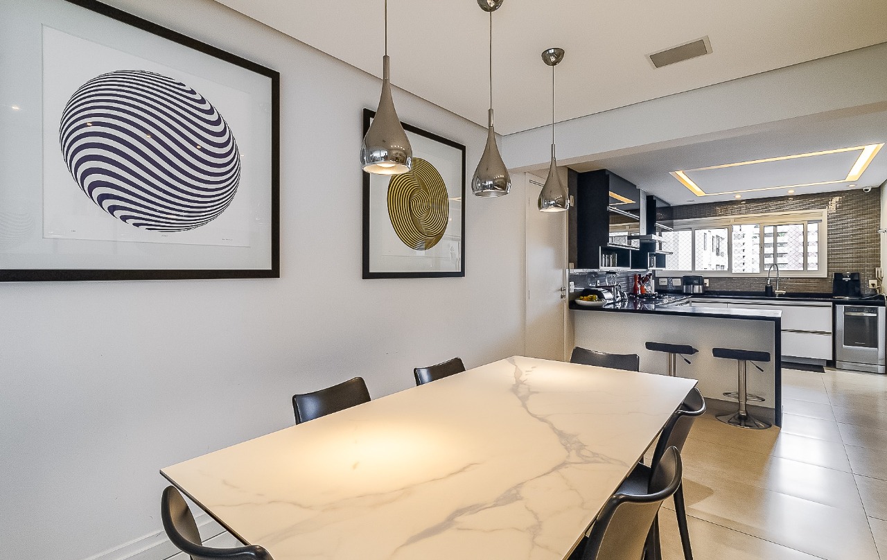 Apartamento com projeto iluminado e cheio de beleza, em condomínio clube, no melhor de Moema. – 13976