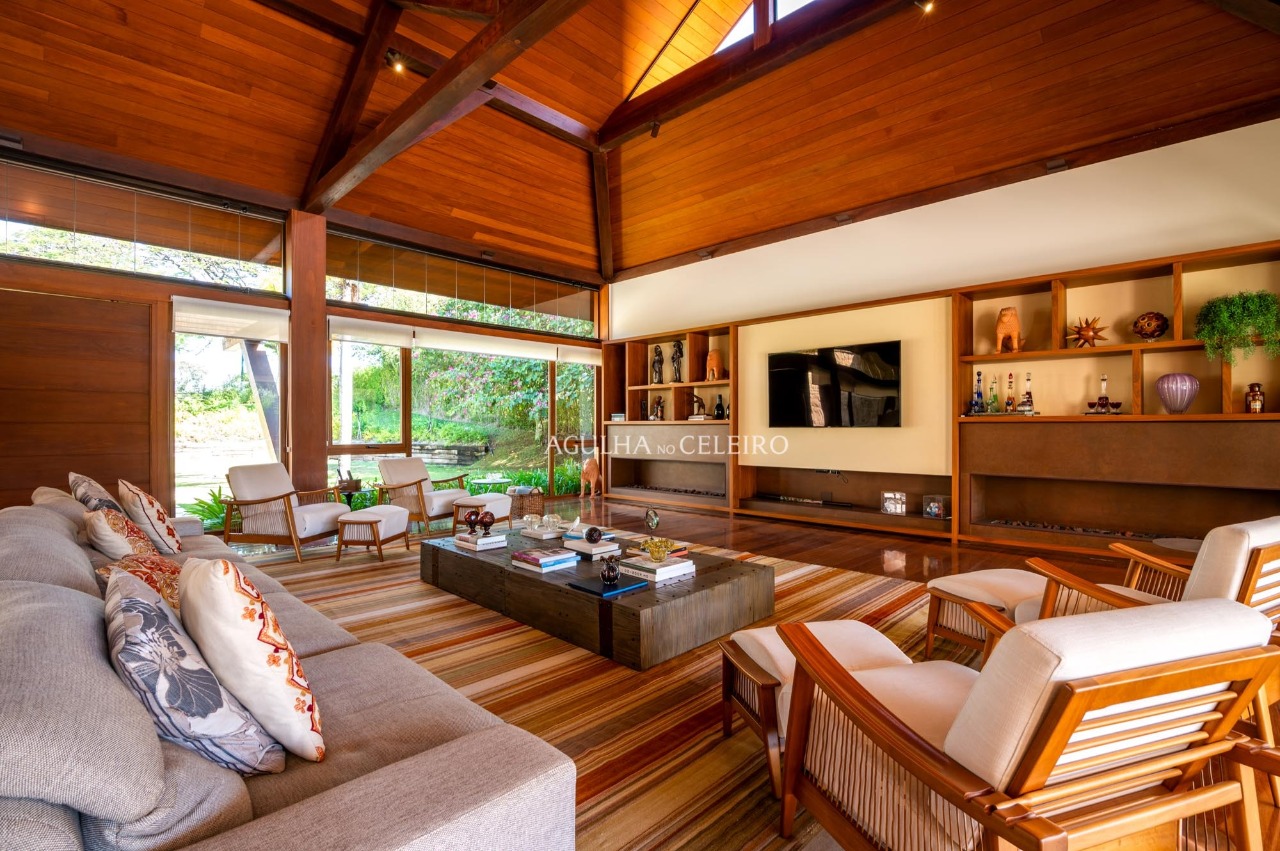 casa-impecavel-na-fazenda-boa-vista-para-receber-em-grande-estilo-13582-9