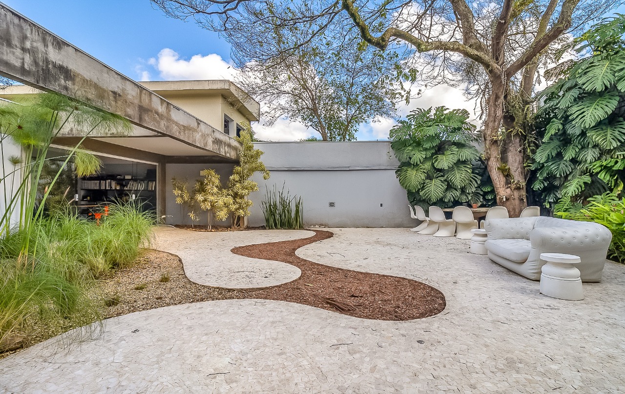 Casa modernista assinada, com jardim delicioso no Alto de Pinheiros. – 14058 - IMG_0052-HDR