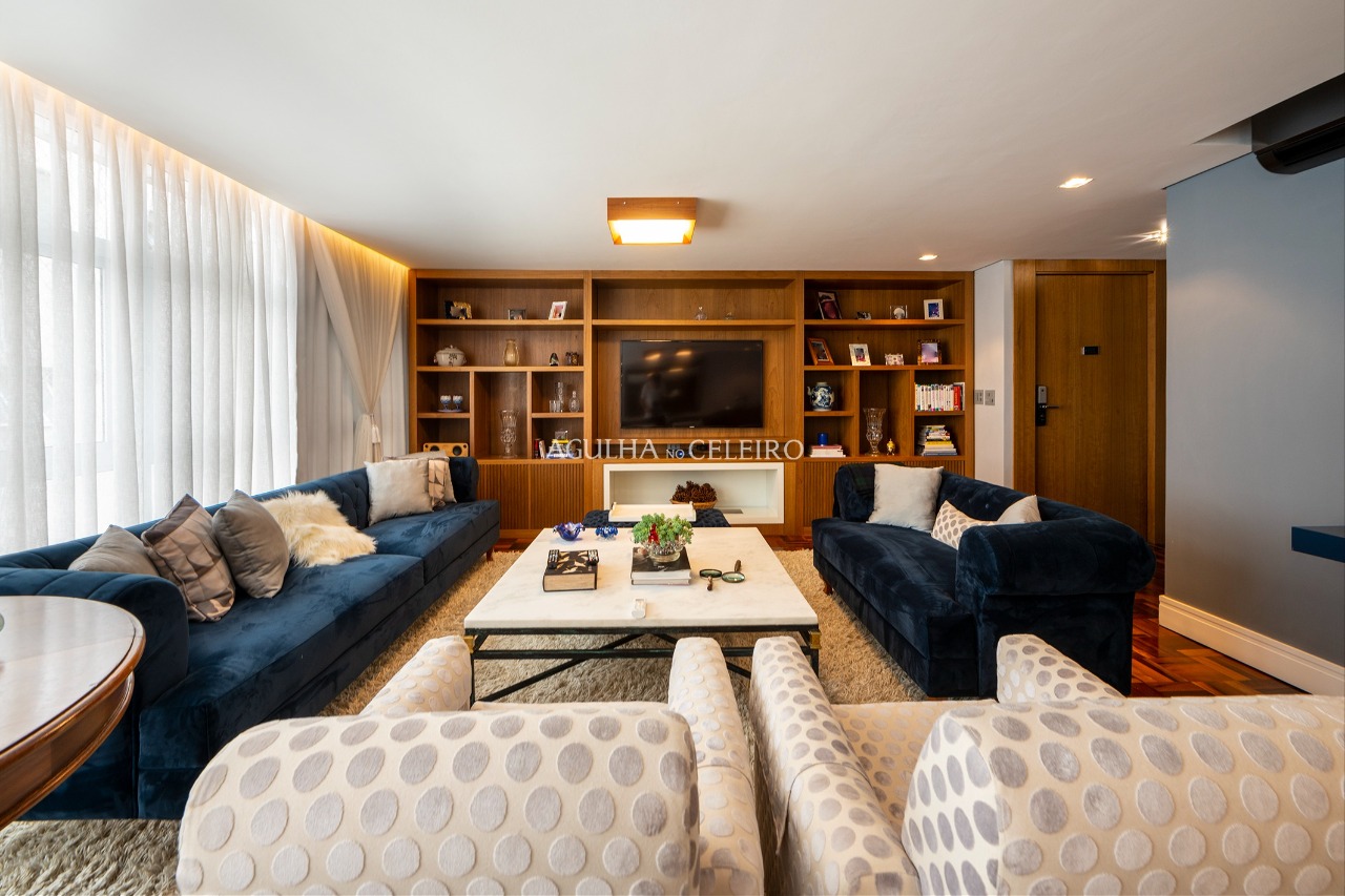 Lindo apartamento inteiramente reformado na parte plana do Jardim América! – 12615