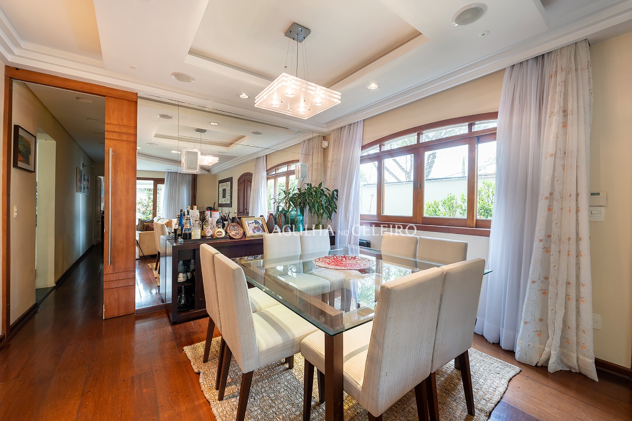 Venda/ Campo Belo: Casa aconchegante e com integração com a natureza! – 9849