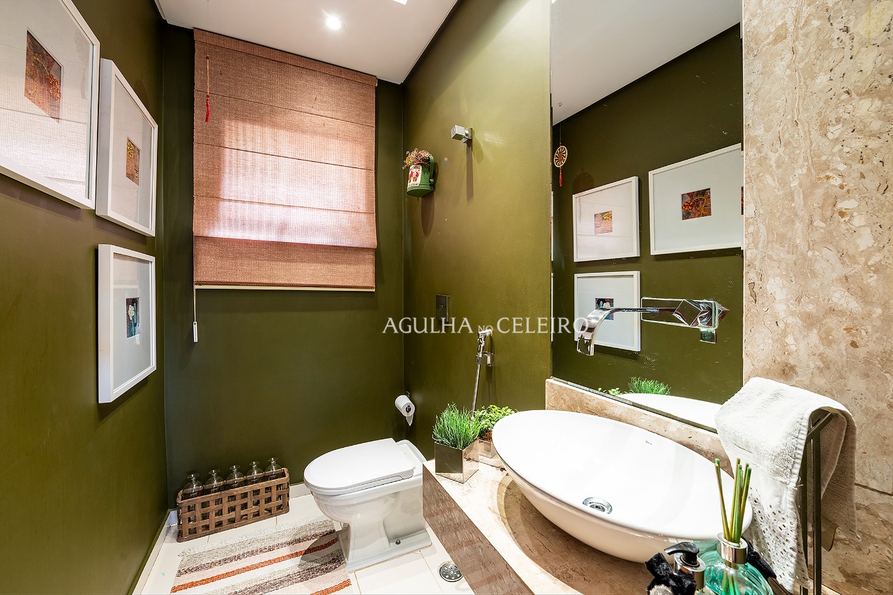 Venda/ Campo Belo: Casa aconchegante e com integração com a natureza! – 9849