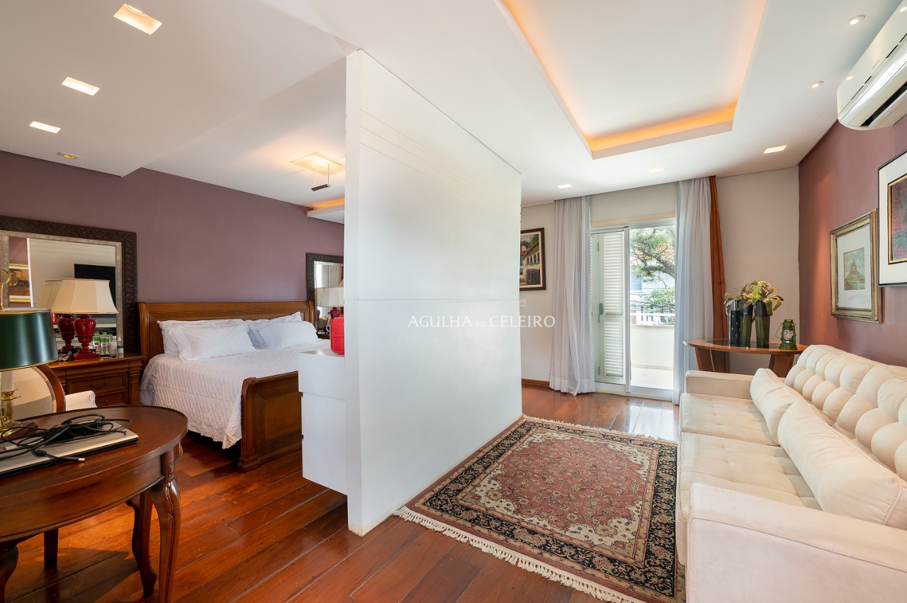 Venda/ Campo Belo: Casa aconchegante e com integração com a natureza! – 9849