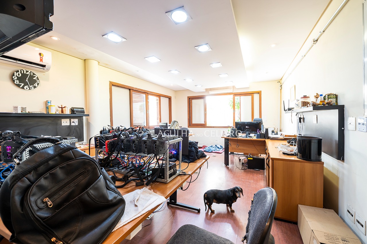 Venda/ Campo Belo: Casa aconchegante e com integração com a natureza! – 9849