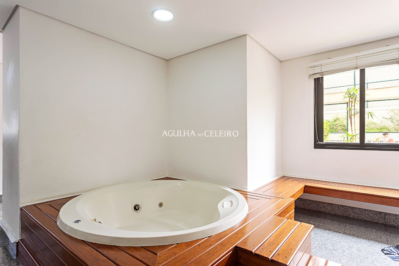 apartamento-amplo-e-iluminado-a-venda-em-predio-contemporaneo-de-moema-14491-18