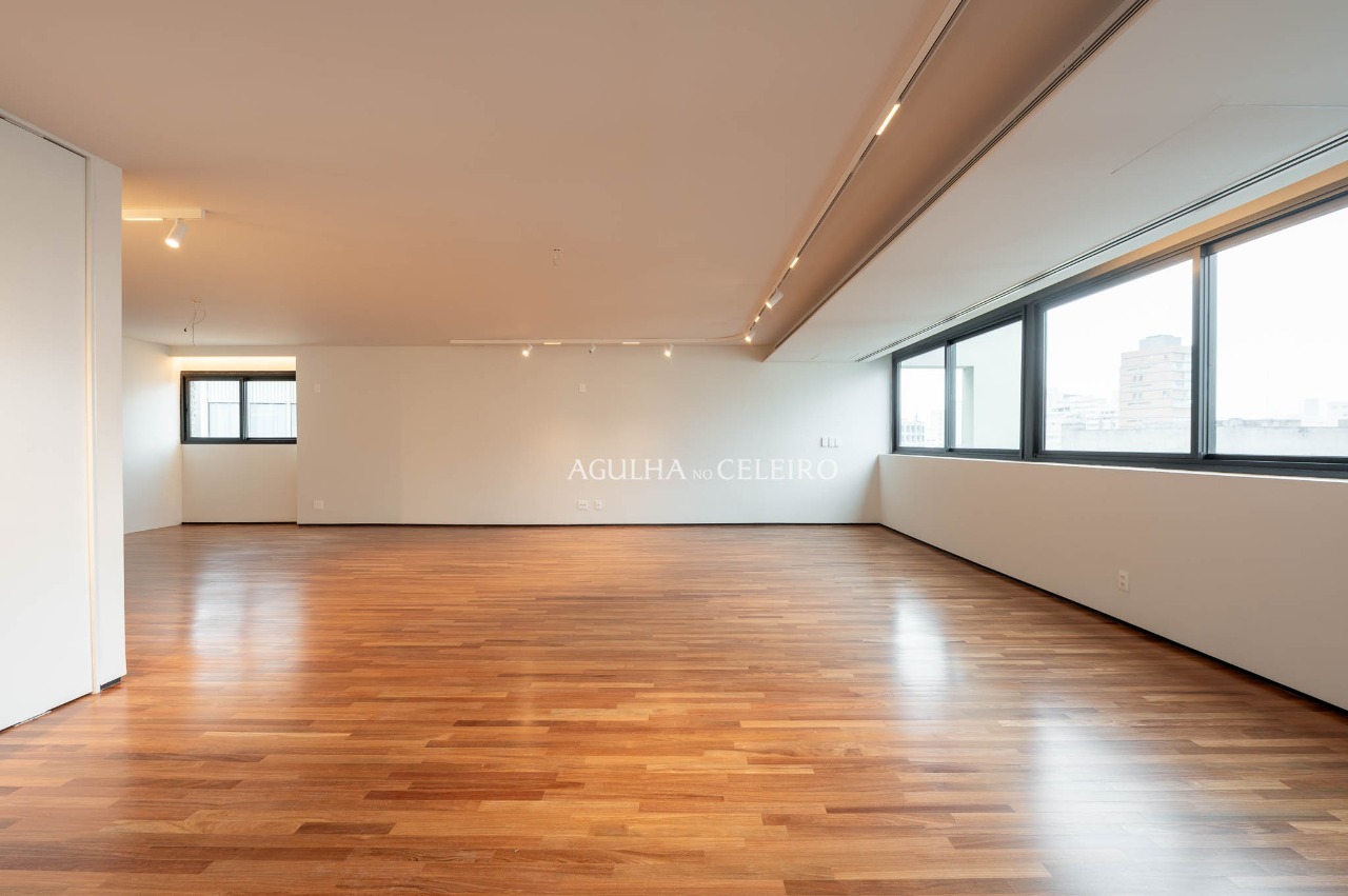 Apartamento no miolo do Itaim para venda. – 13847