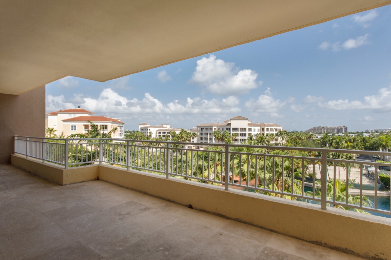 Lindo apartamento para venda em edifício prestigiado em Miami. – 14640
