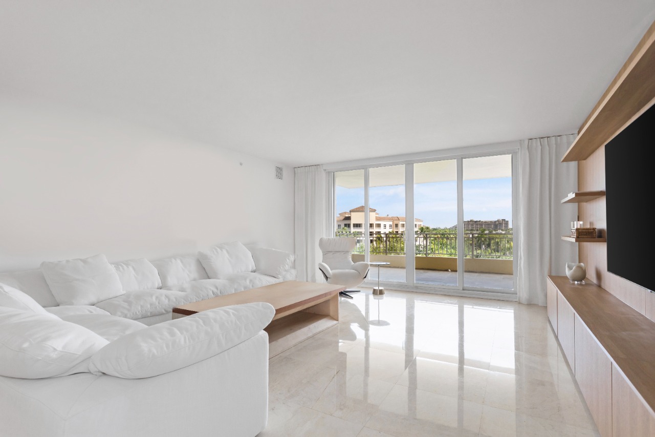 lindo-apartamento-para-venda-em-edificio-prestigiado-em-miami-14640-3