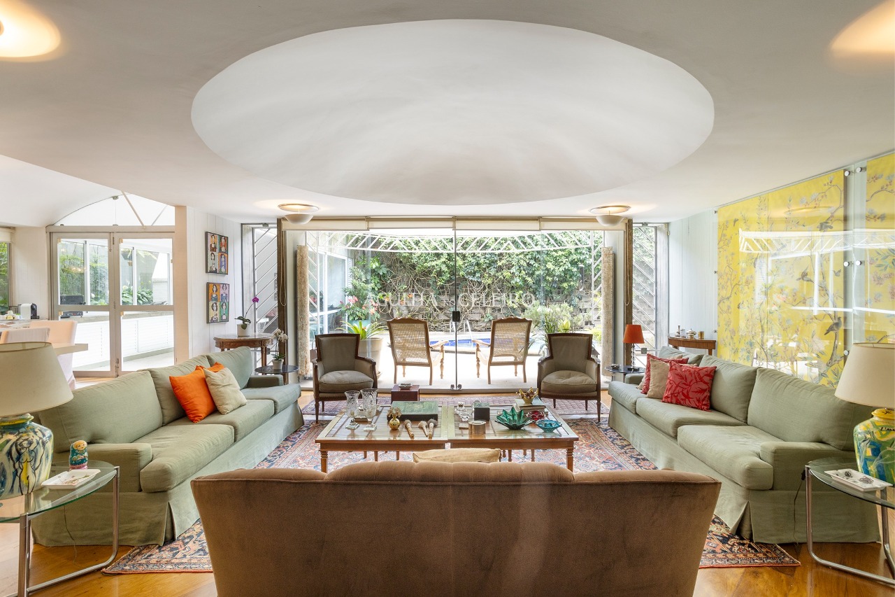 Casa com 720m² de terreno à venda em Alto de Pinheiros. – 14557