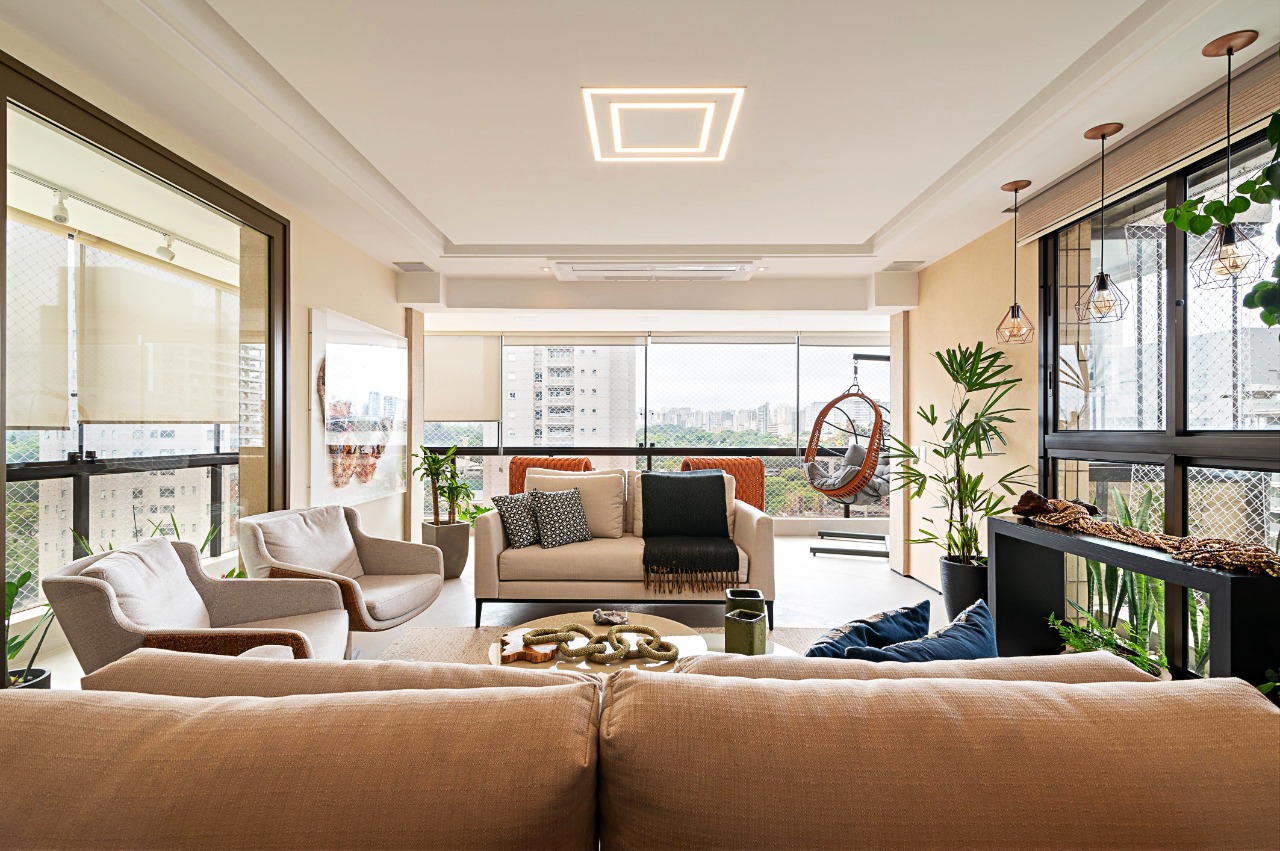 Totalmente Reformado, vista linda, fora de rota e muito conforto para venda em Moema. – AP7591