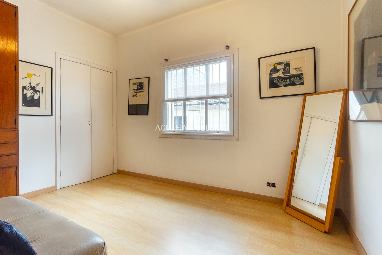 Casa com 04 dormitórios, Edícula e Piscina à venda no Jardim Paulistano – 10056