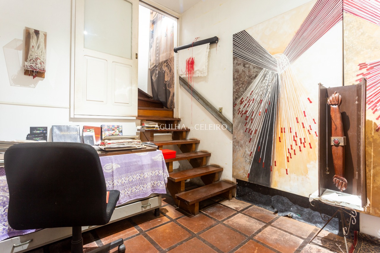 Casa com 04 dormitórios, Edícula e Piscina à venda no Jardim Paulistano – 10056