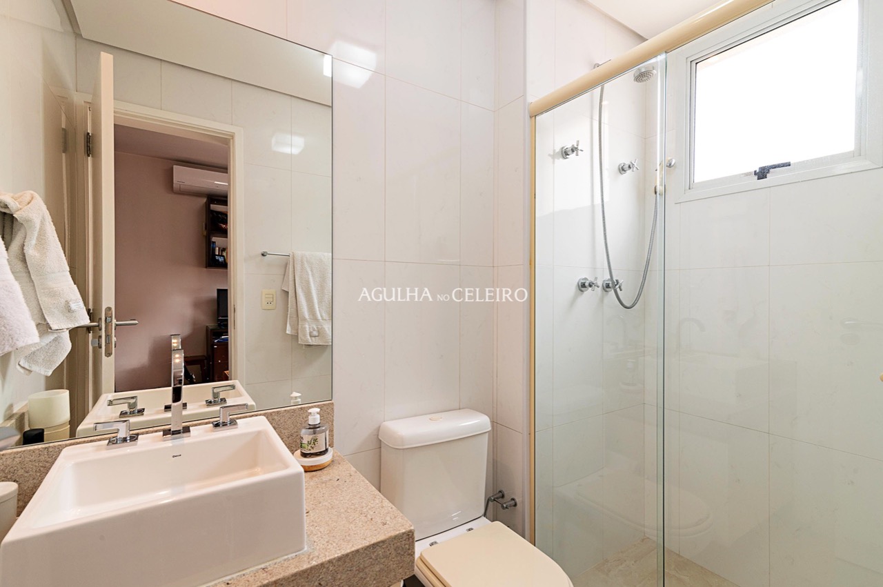 Apartamento com varanda gourmet à venda no Itaim Bibi – 9105 - DSC_5031