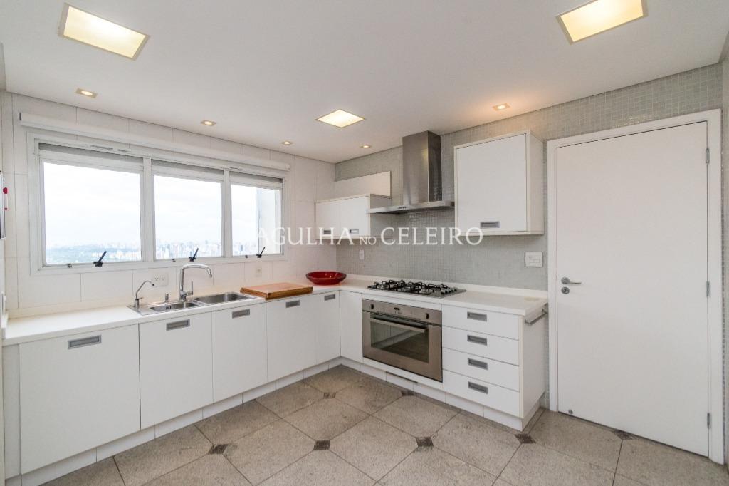 Locação/Pinheiros: cobertura com vista panorâmica – CO0042
