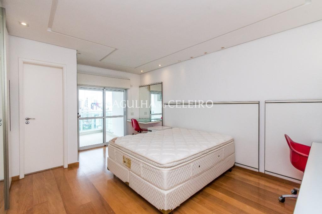 Locação/Pinheiros: cobertura com vista panorâmica – CO0042