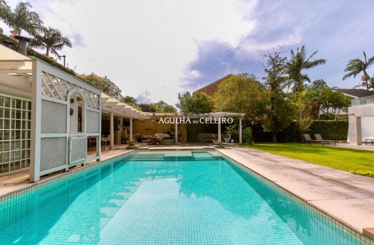 Linda casa a venda no Brooklin conforto, privacidade e muito espaço ! – 13820