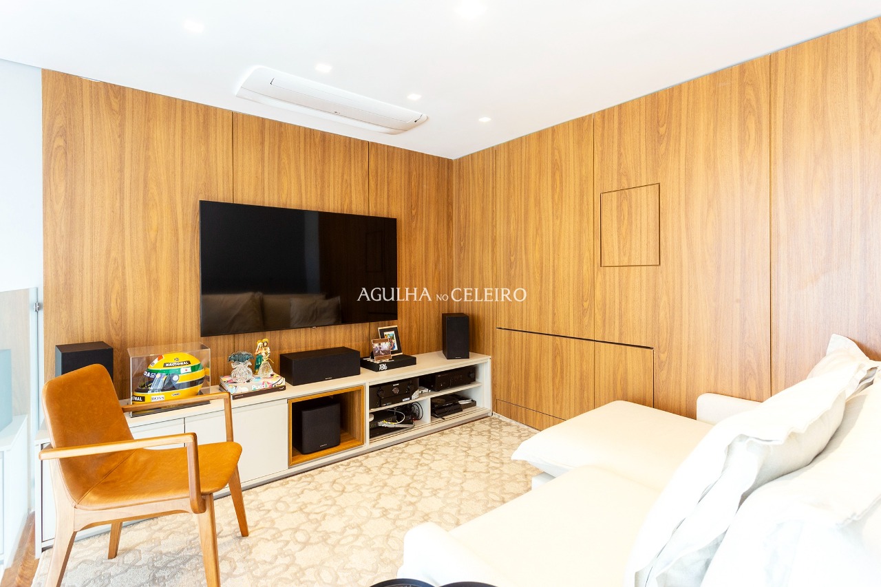Apartamento lindo com pé no parque à venda na Vila Nova Conceição. – AP8404