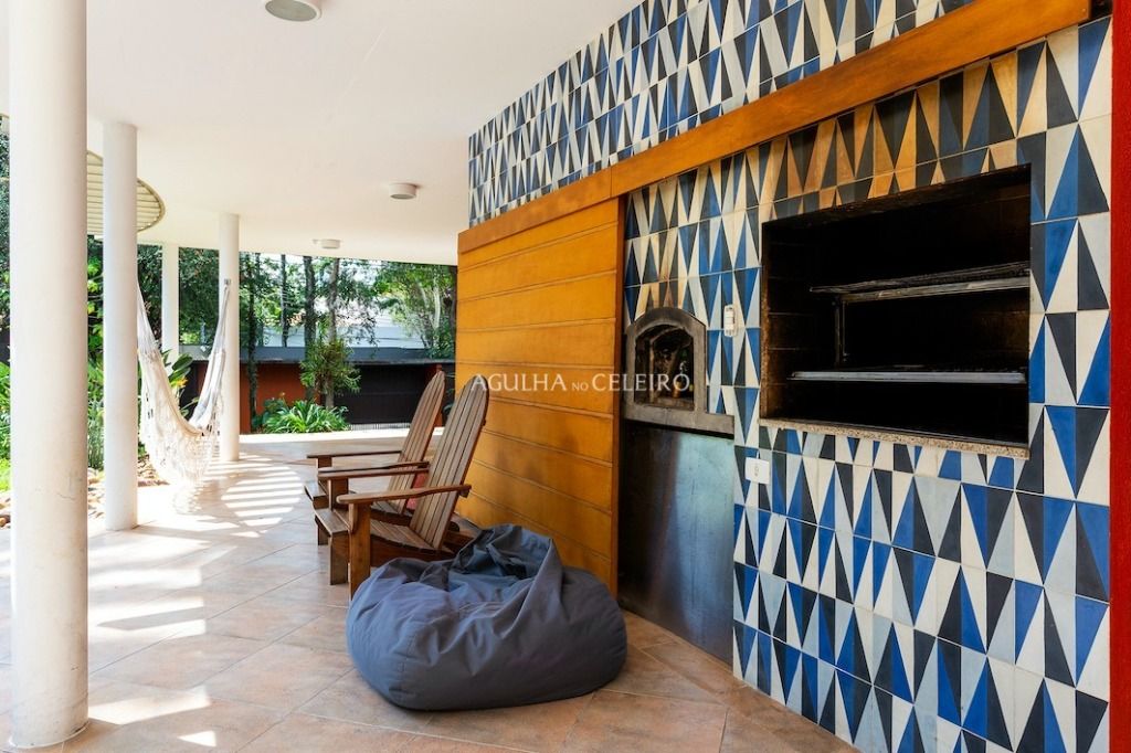 Venda/Alto de Pinheiros: verão o ano inteiro – CA1106
