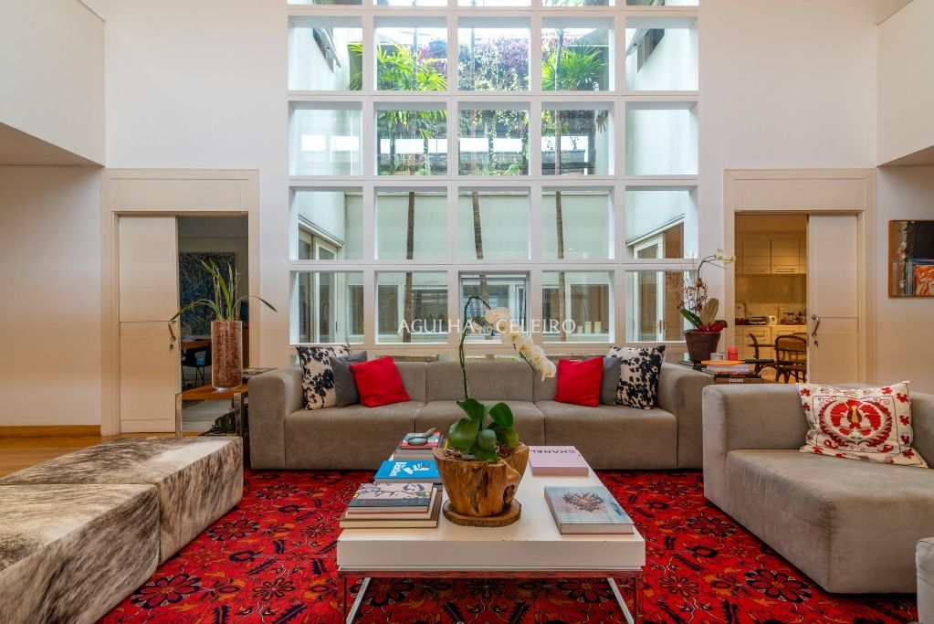 Casa fantástica na melhor localização da Vila Nova Conceição. – CA1173