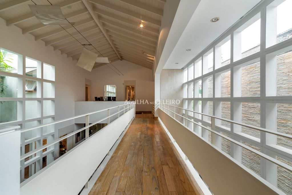 Casa fantástica na melhor localização da Vila Nova Conceição. – CA1173