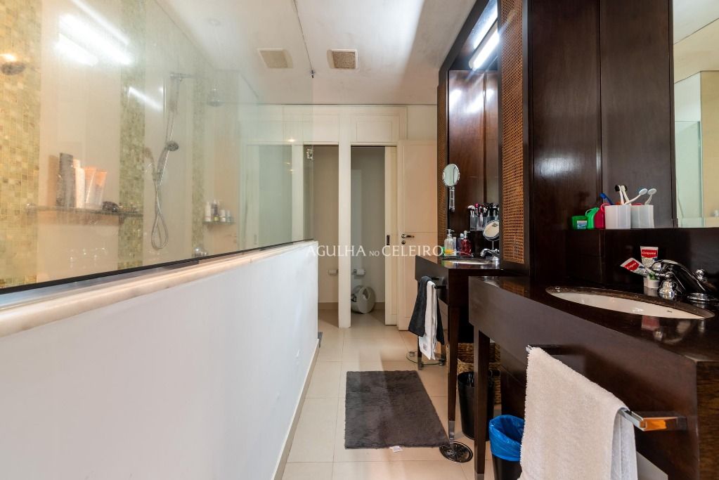 Casa fantástica na melhor localização da Vila Nova Conceição. – CA1173