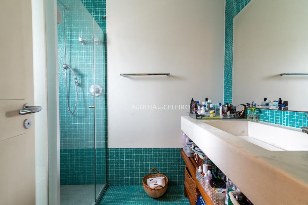 Casa fantástica na melhor localização da Vila Nova Conceição. – CA1173