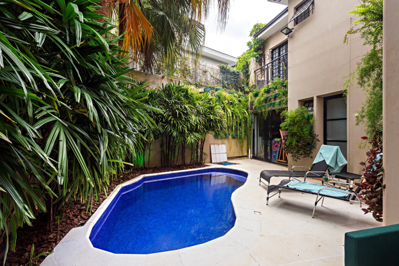 casa-encantadora-a-venda-no-jardim-europa-ca0158-1