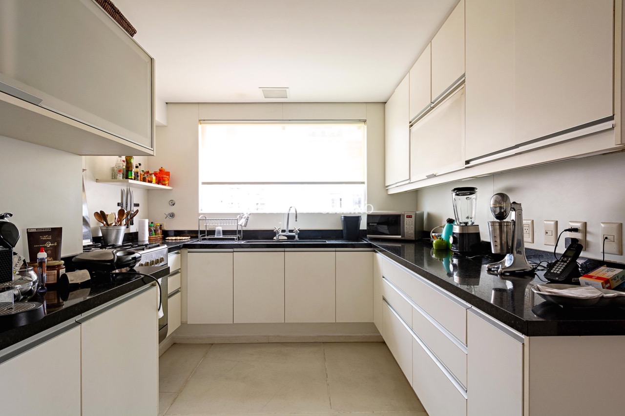 Cobertura com piscina à venda no Itaim BIbi – CO0450 - Cobertura-Venda-ItaimBibi6970