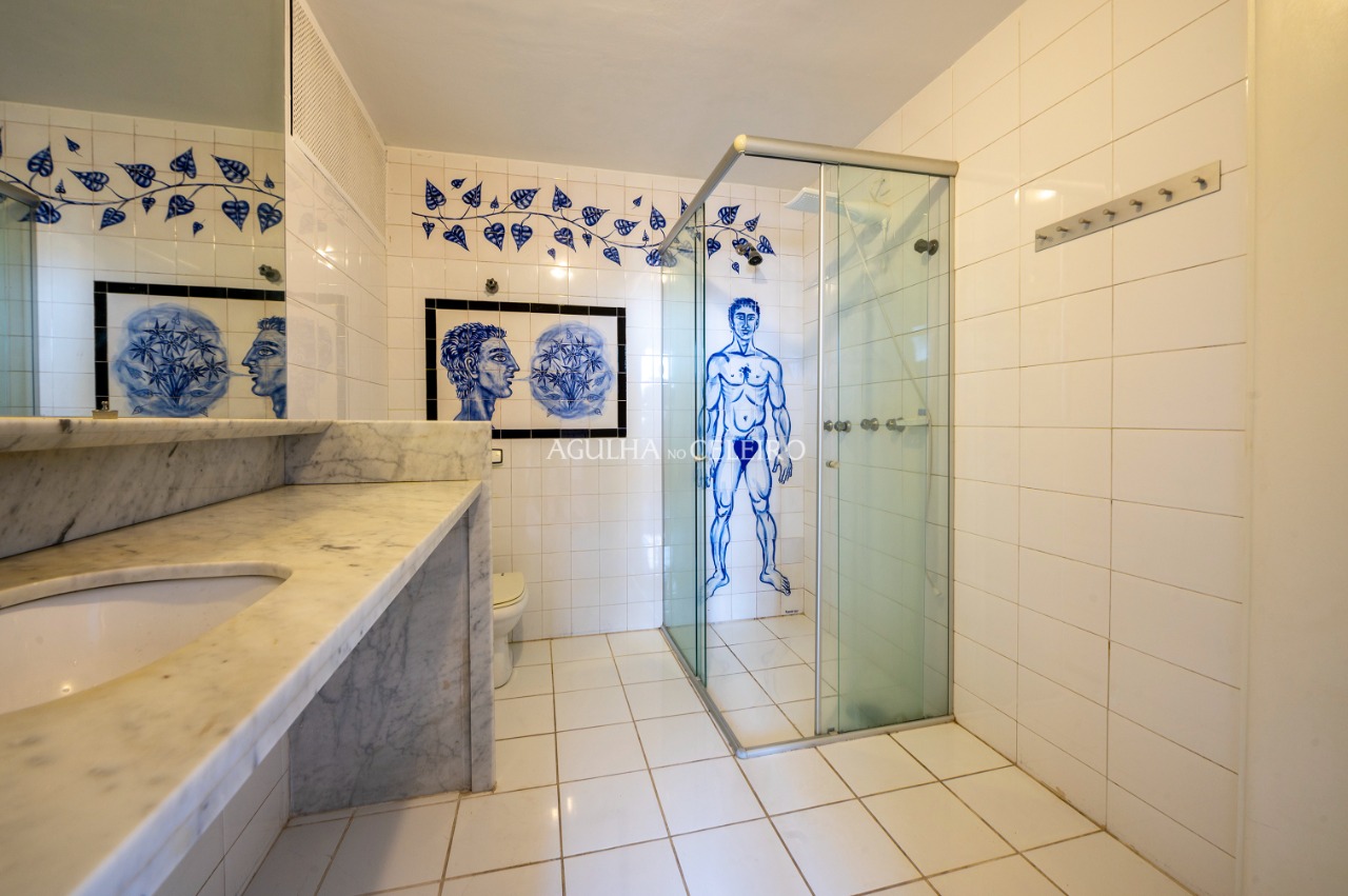 Apartamento amplo para reforma à venda no Jardim Europa – 13752