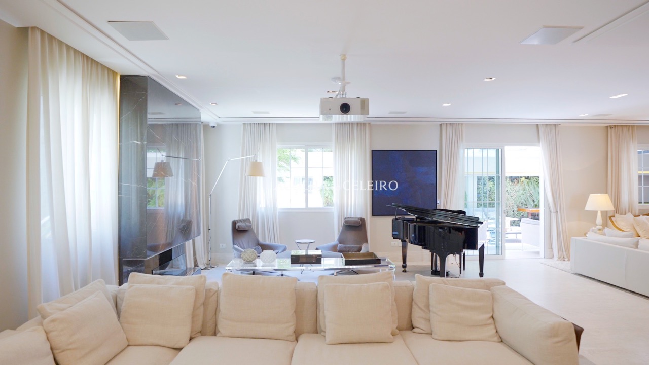 Casa de condomínio super exclusiva a 60 passos do Parque Ibirapuera. – 14040