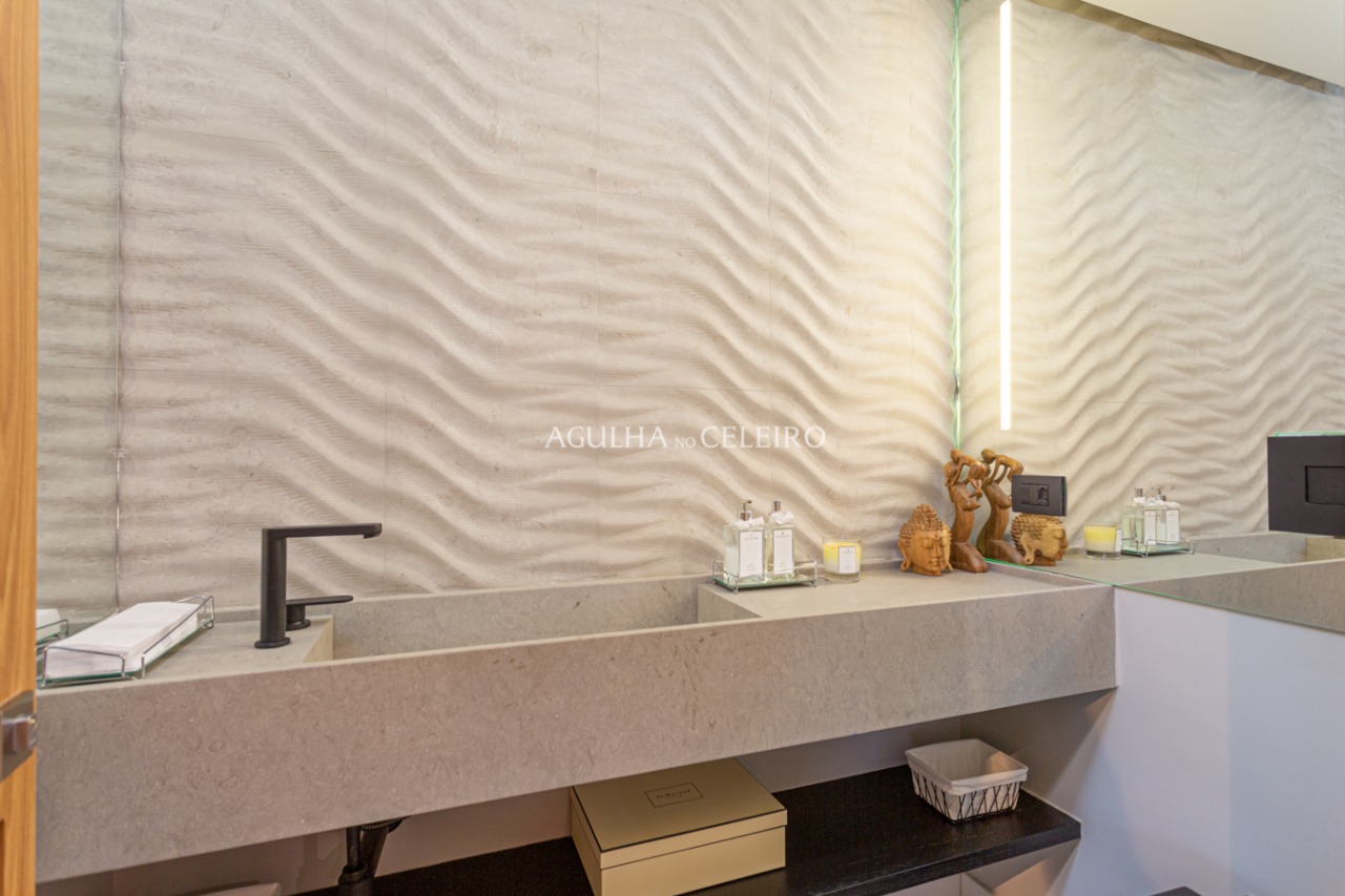 Apartamento impecável mobiliado e decorado á venda no Itaim Bibi. – 9158 - Lavabo-1