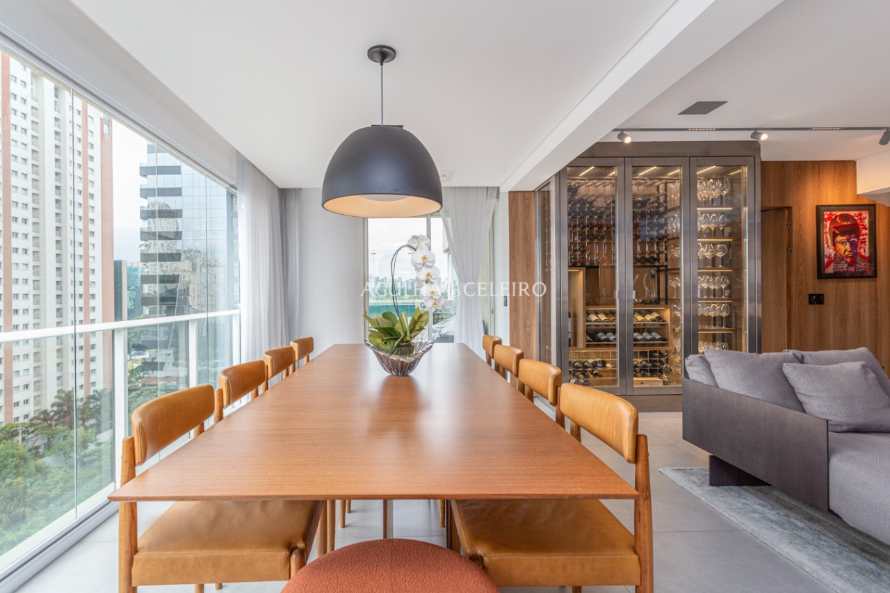 Apartamento impecável mobiliado e decorado á venda no Itaim Bibi. – 9158 - Sala-4