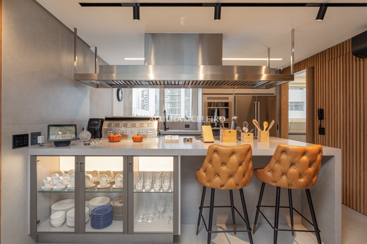 Apartamento impecável mobiliado e decorado á venda no Itaim Bibi. – 9158 - Cozinha-2