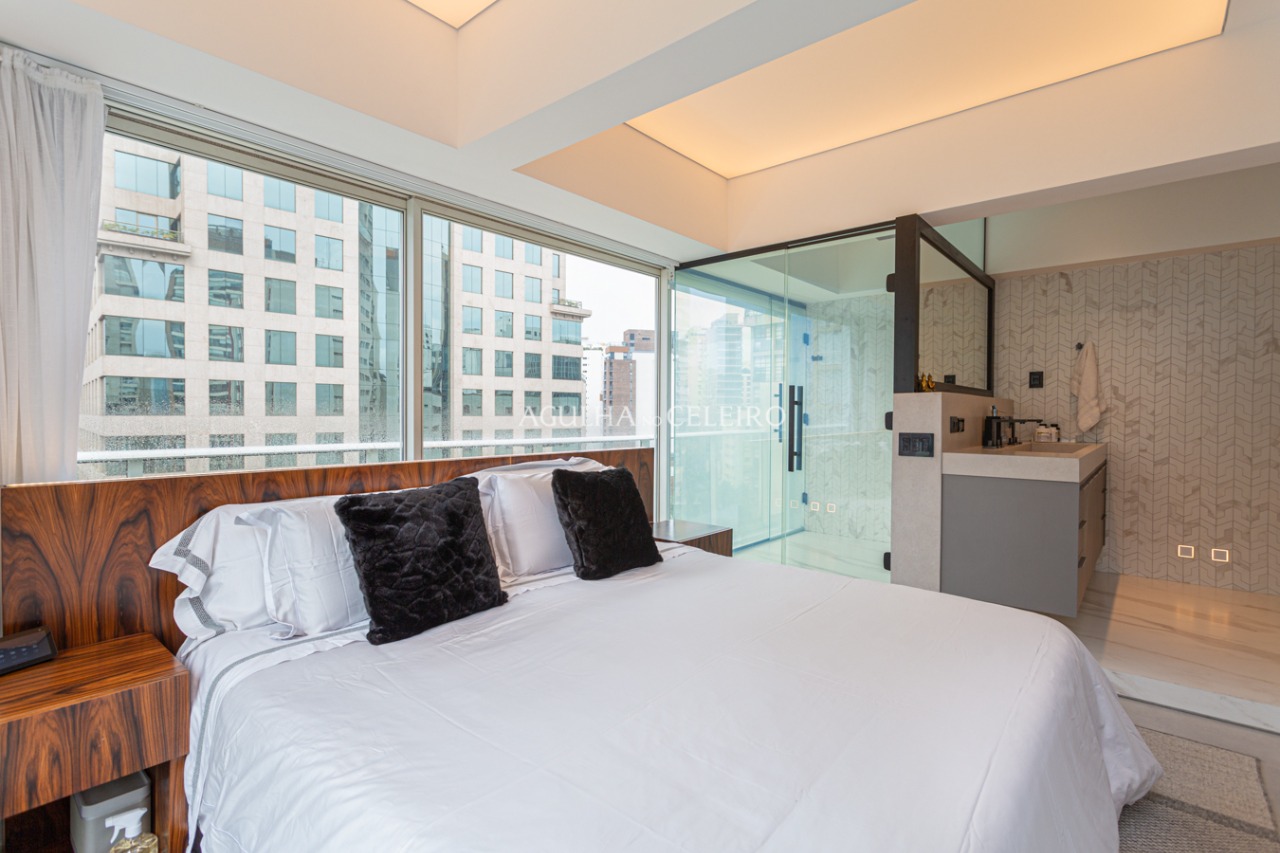 Apartamento impecável mobiliado e decorado á venda no Itaim Bibi. – 9158 - Quarto A Suite Master-7