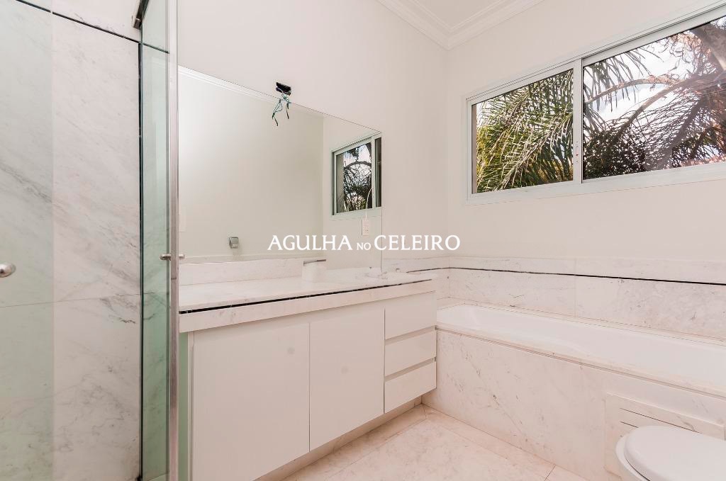 Linda casa com arquitetura contemporânea no Jardim América. – CA0440 - imovel-19756-7