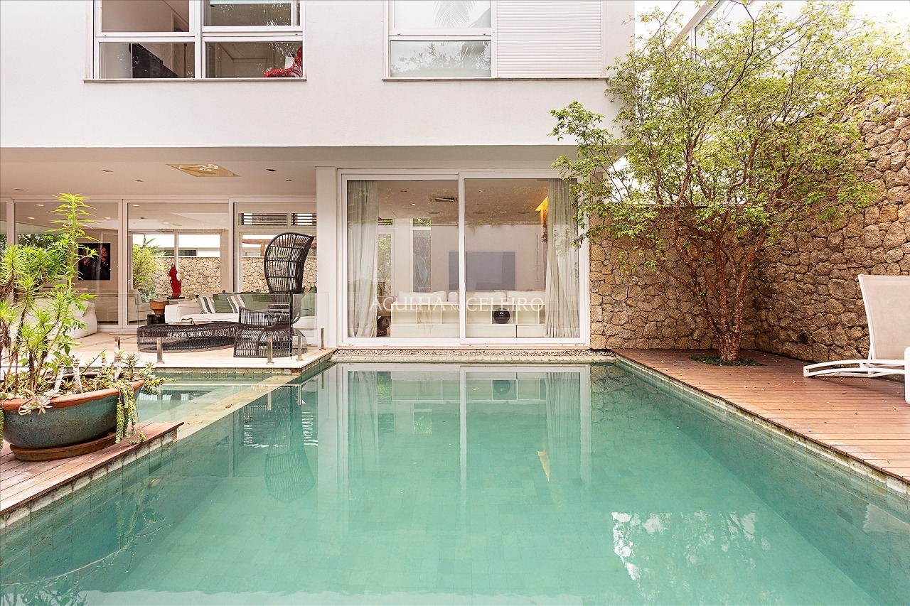 Linda casa de condomínio à venda no Campo Belo. – CA1069 - imovel-23914-8