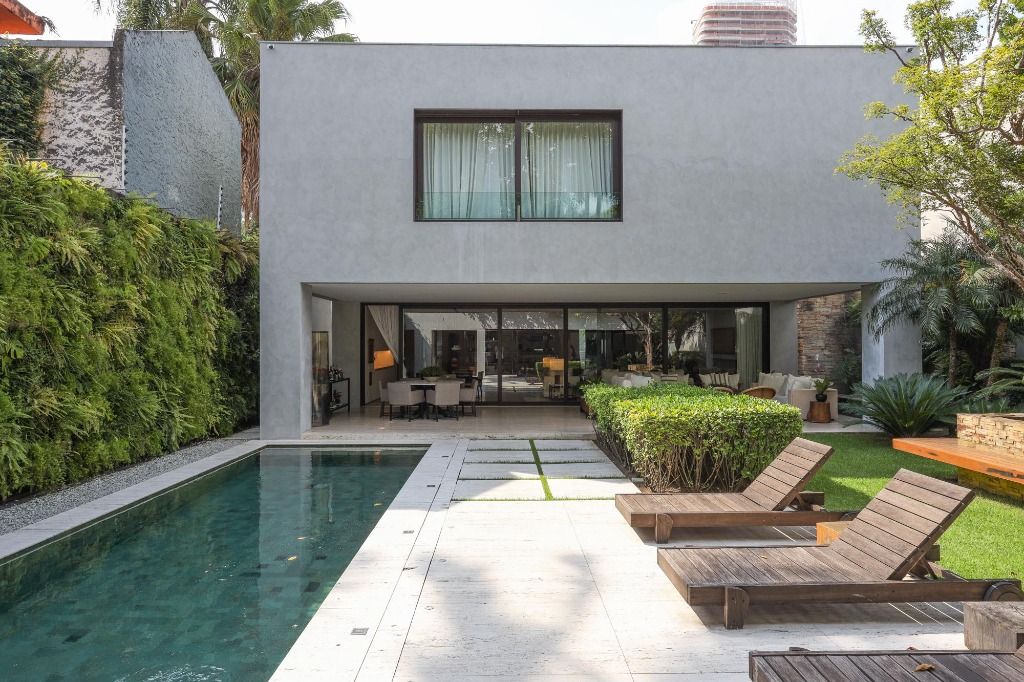 Casac contemporânea e impactante para venda no Jardim Paulistano. – CA1265