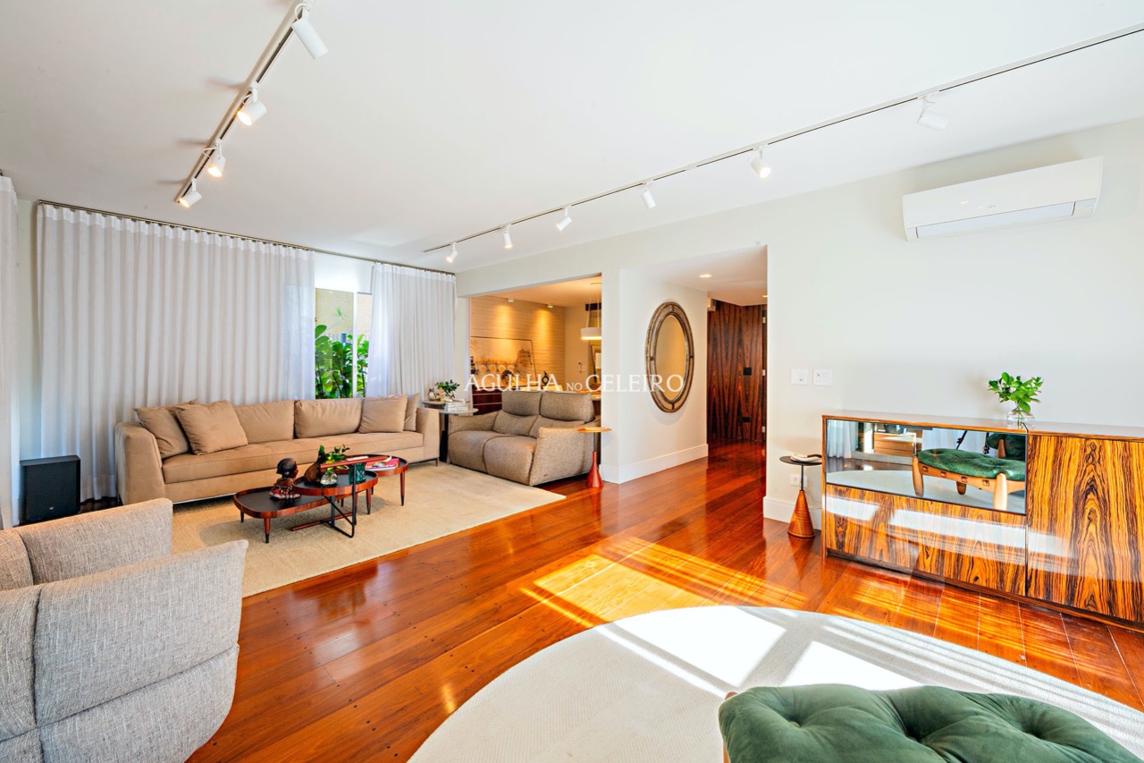 Apartamento reformado em Moema Pássaros, fora da rota de aviões – 16781