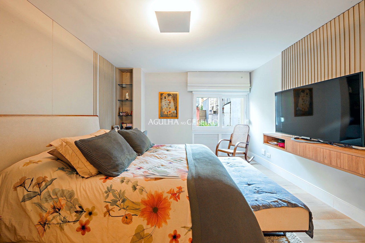 Apartamento reformado em Moema Pássaros, fora da rota de aviões – 16781