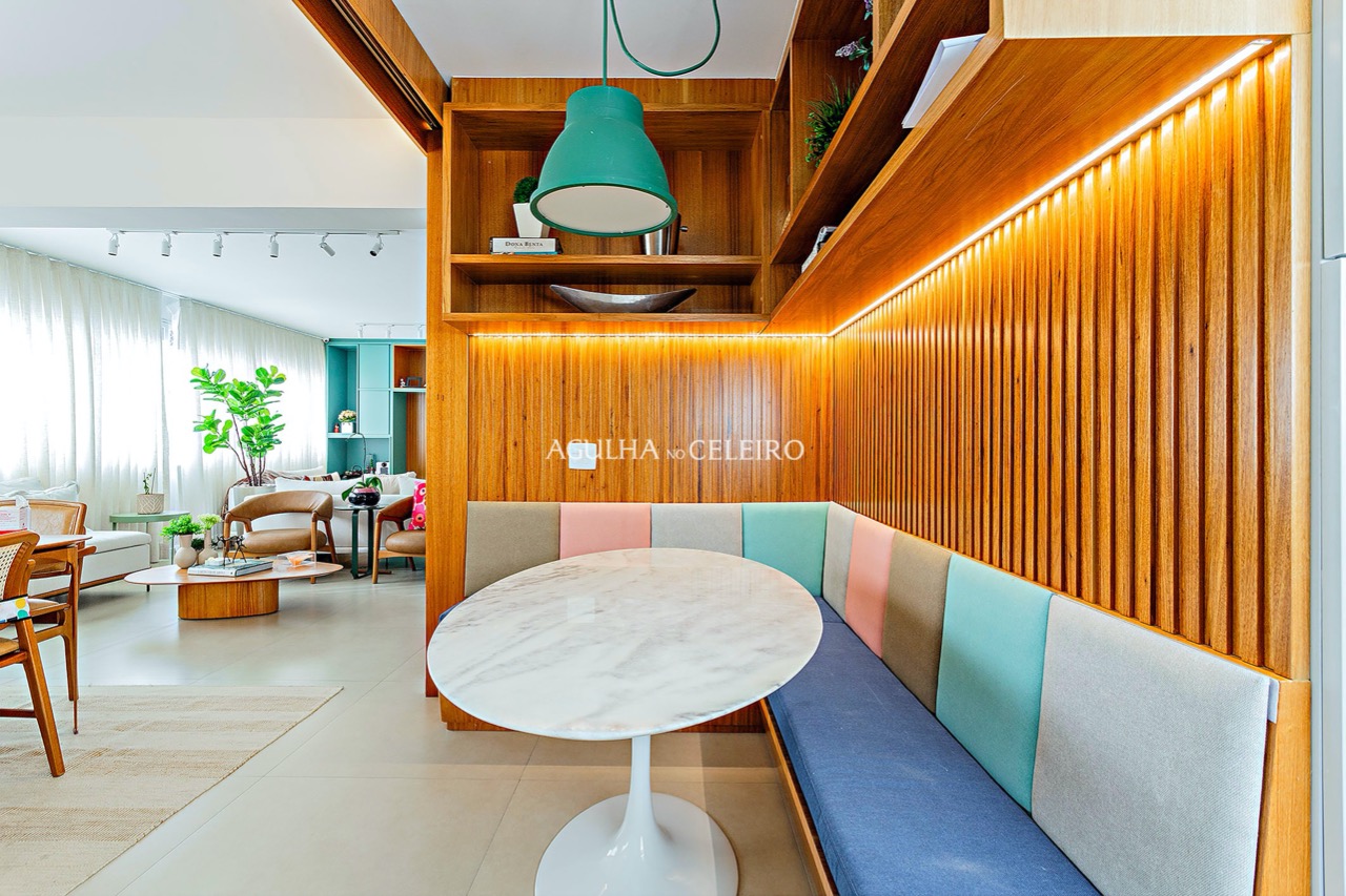 Apartamento reformado à venda no miolo do Itaim. – AP5737