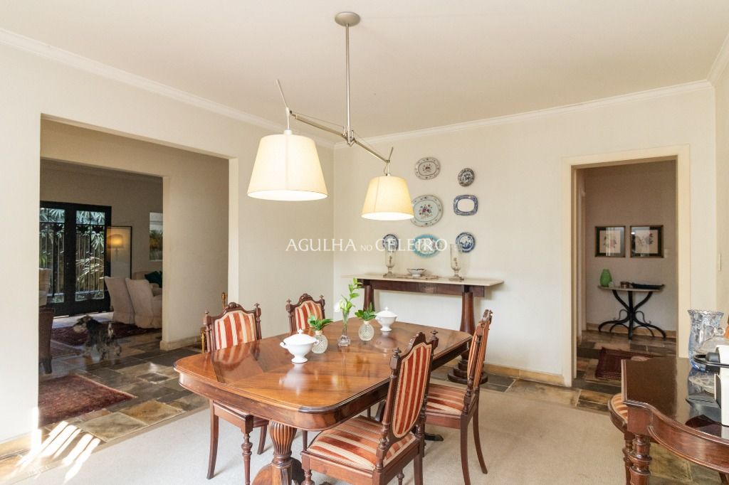 Casa espaçosa à venda na Vila Olímpia – CA1092