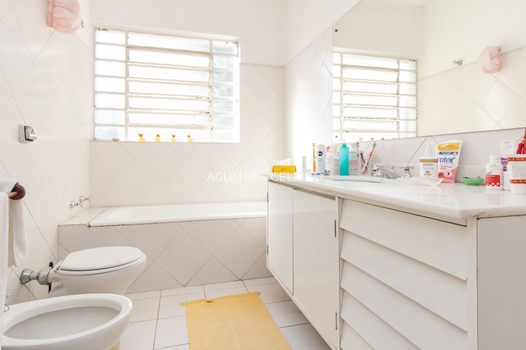 Casa espaçosa à venda na Vila Olímpia – CA1092