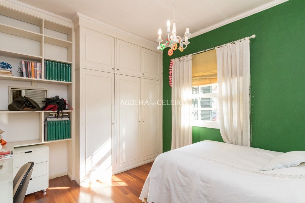 Casa espaçosa à venda na Vila Olímpia – CA1092